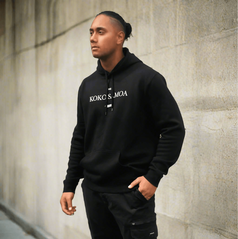 Black IslandHeavy™ hoodie in 2XL-5XL, featuring a classic, displayed on a model.