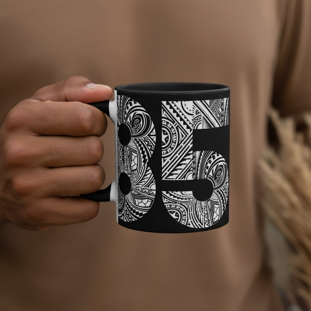 Black LimaLuxe™ 325ml mug, showing a close-up of the mug's design and smooth ceramic surface.