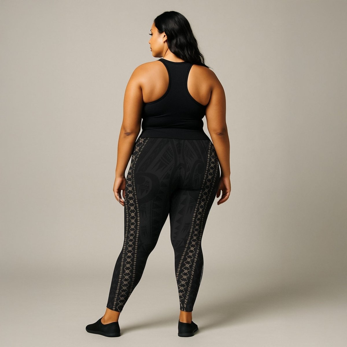 Plus size 2XL to 6XL IslandCurvy Malu leggings, featuring vibrant tropical print and comfortable stretch fabric.